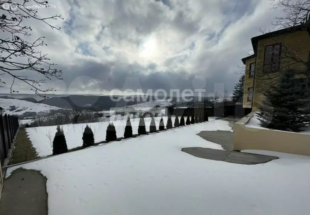 Дом в Горный, Садовая улица, 10/1 (239 м) - Фото 1