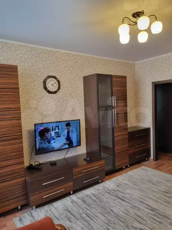 2-к. квартира, 55 м, 4/6 эт. - Фото 1