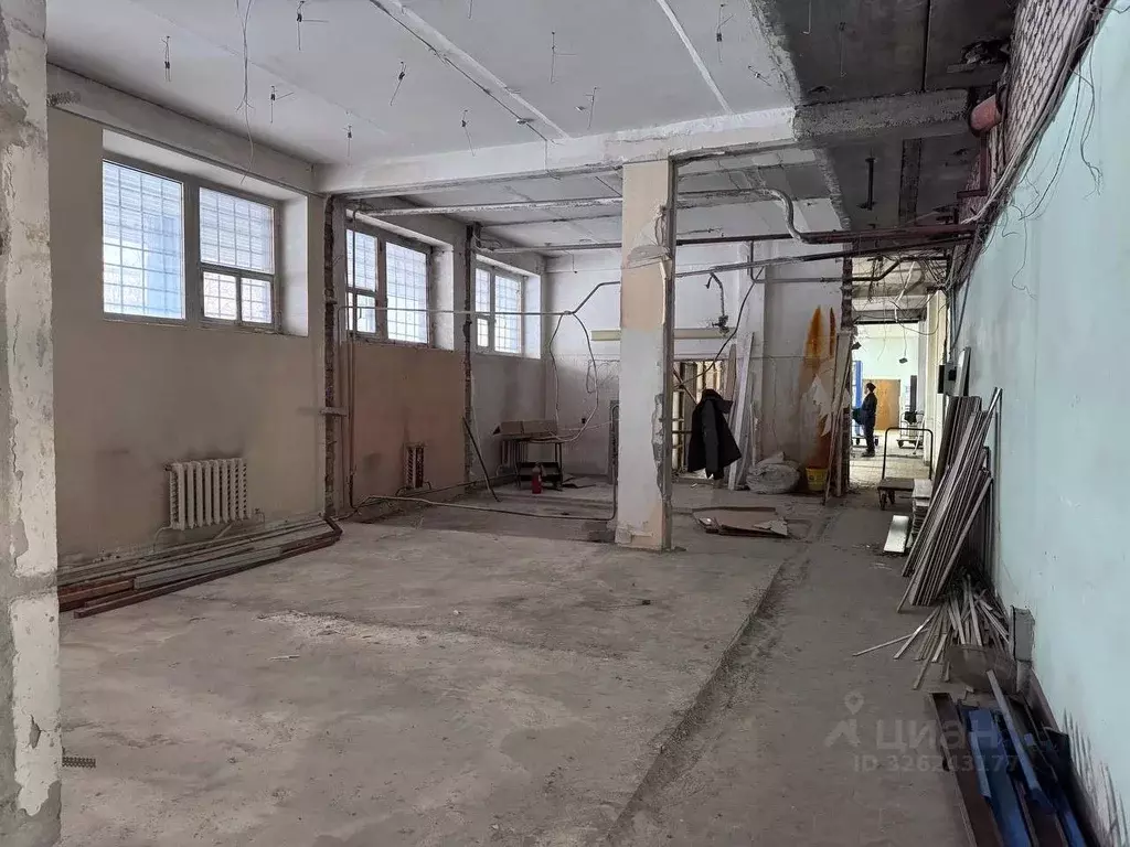 Производственное помещение в Санкт-Петербург ул. Салова, 21 (407 м) - Фото 1