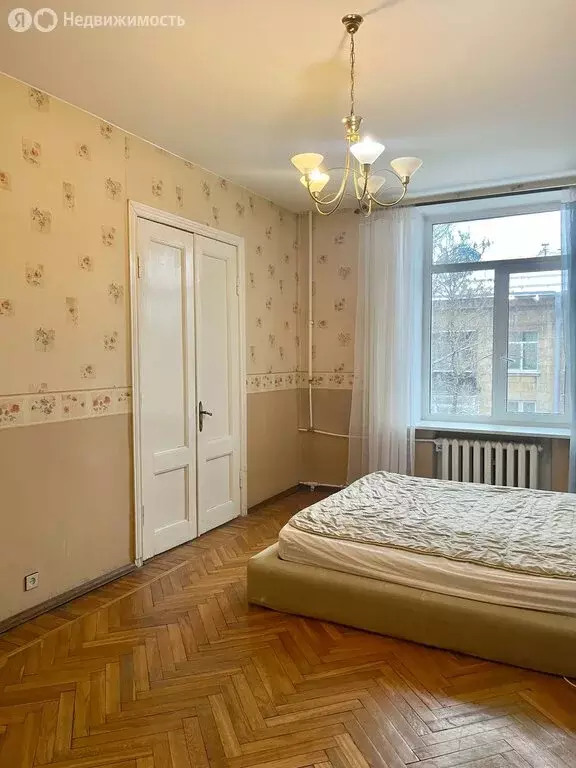 3-комнатная квартира: Санкт-Петербург, Дрезденская улица, 4 (72.1 м) - Фото 1