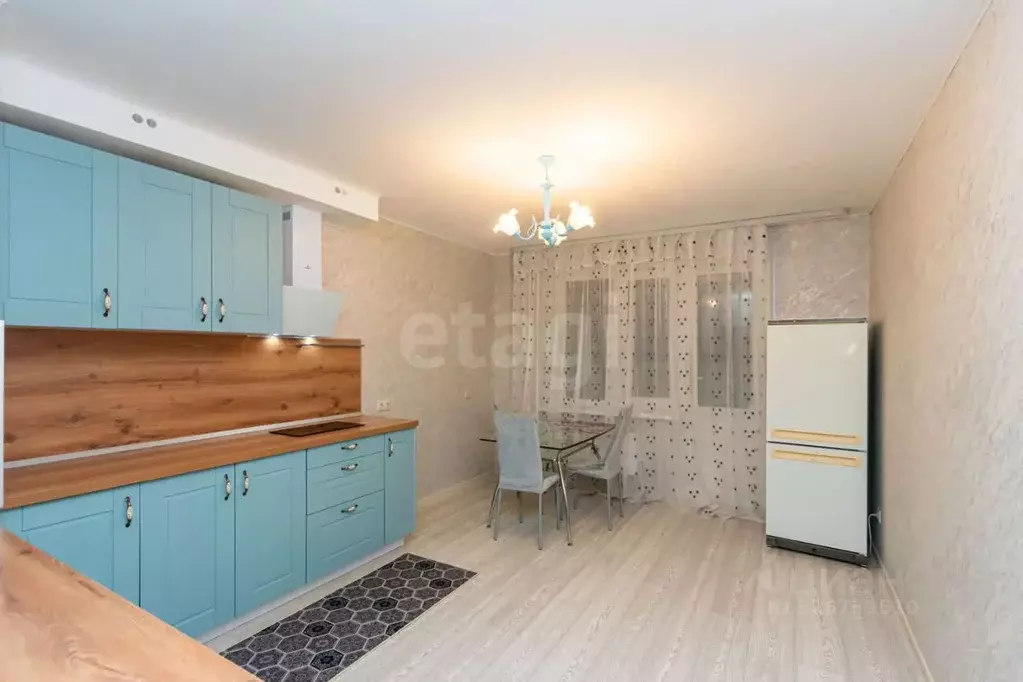 2-к кв. Тюменская область, Тюмень ул. Московский Тракт, 152 (66.0 м) - Фото 1