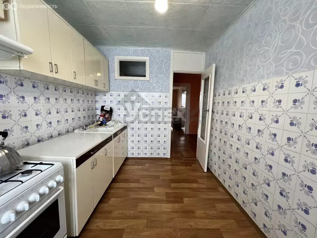 3-комнатная квартира: Нижний Тагил, улица Энтузиастов, 70А (65.1 м) - Фото 1