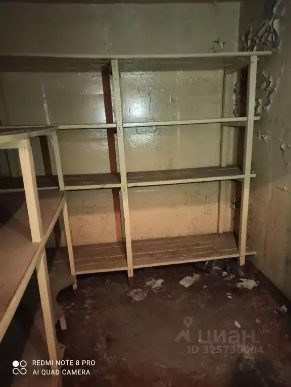 Помещение свободного назначения в Красноярский край, Красноярск просп. ... - Фото 2