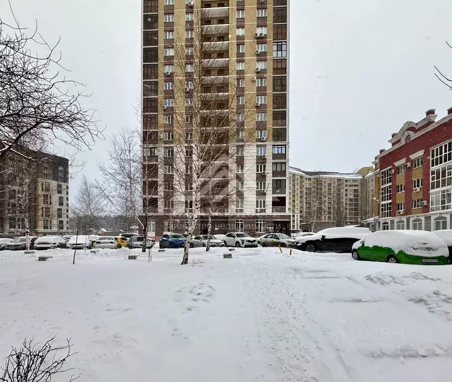 1-к кв. Татарстан, Казань ул. Баки Урманче, 1 (43.0 м) - Фото 2