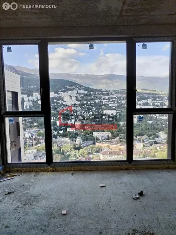 3-комнатная квартира: Ялта, Красноармейская улица, 36Бк4 (196.5 м) - Фото 1