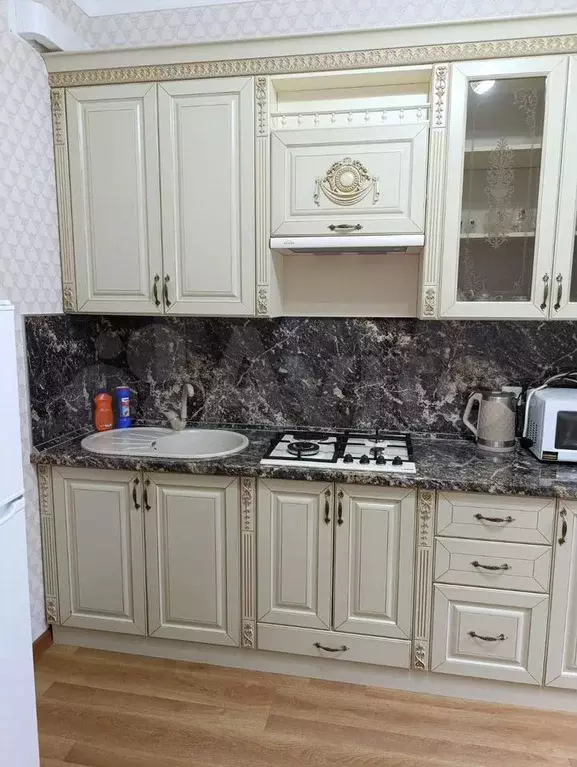 2-к. квартира, 70 м, 3/12 эт. - Фото 0
