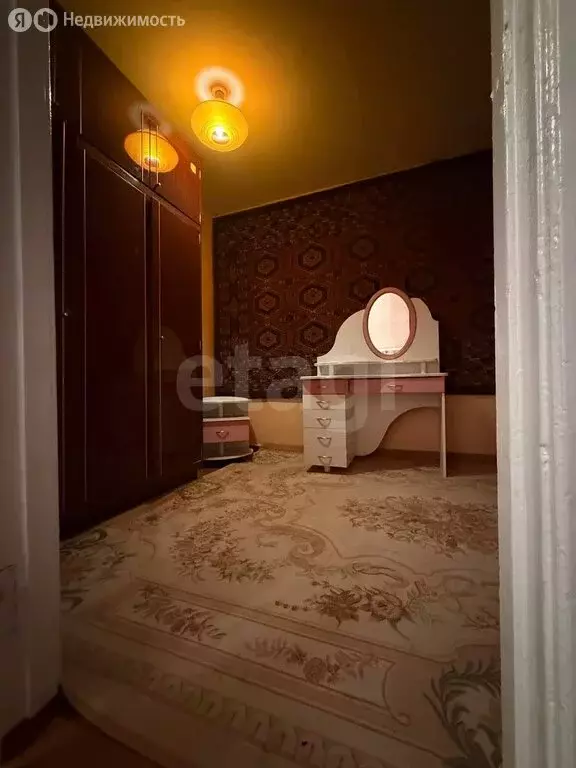 3-комнатная квартира: Омск, Нефтезаводская улица, 36А (45 м) - Фото 1