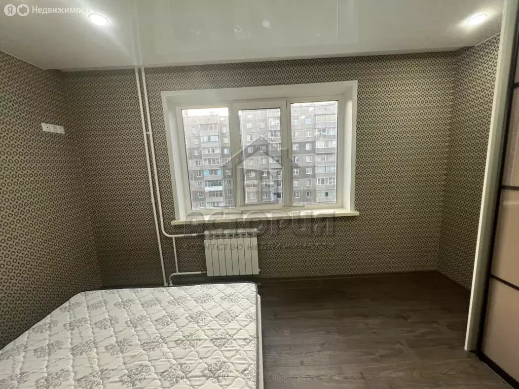 2-комнатная квартира: Красноярск, микрорайон Северный, улица ... - Фото 0