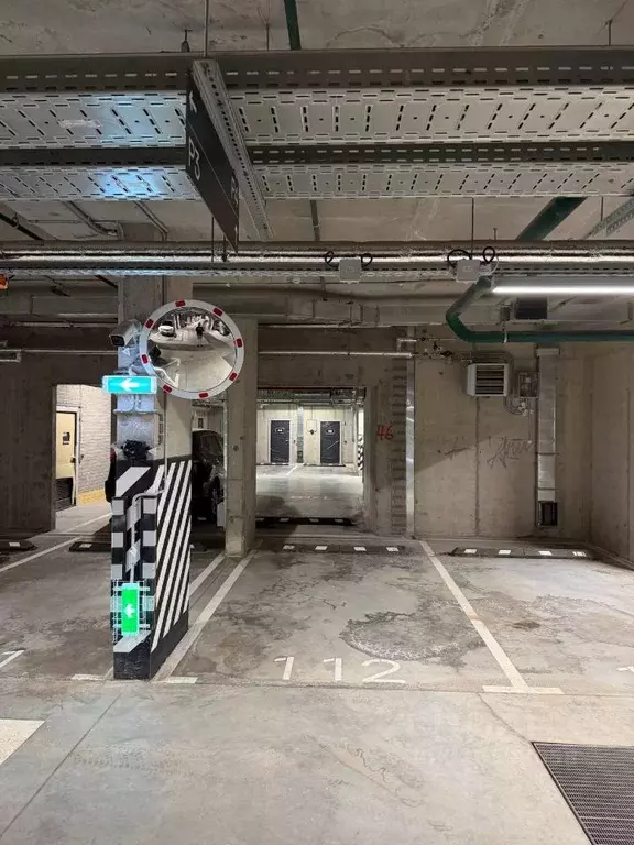 Гараж в Санкт-Петербург Малоохтинский просп., 68 (13 м) - Фото 1