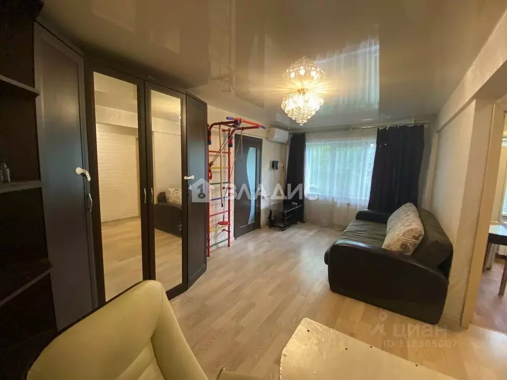 2-к кв. Бурятия, Улан-Удэ ул. Ербанова, 20А (45.7 м) - Фото 0