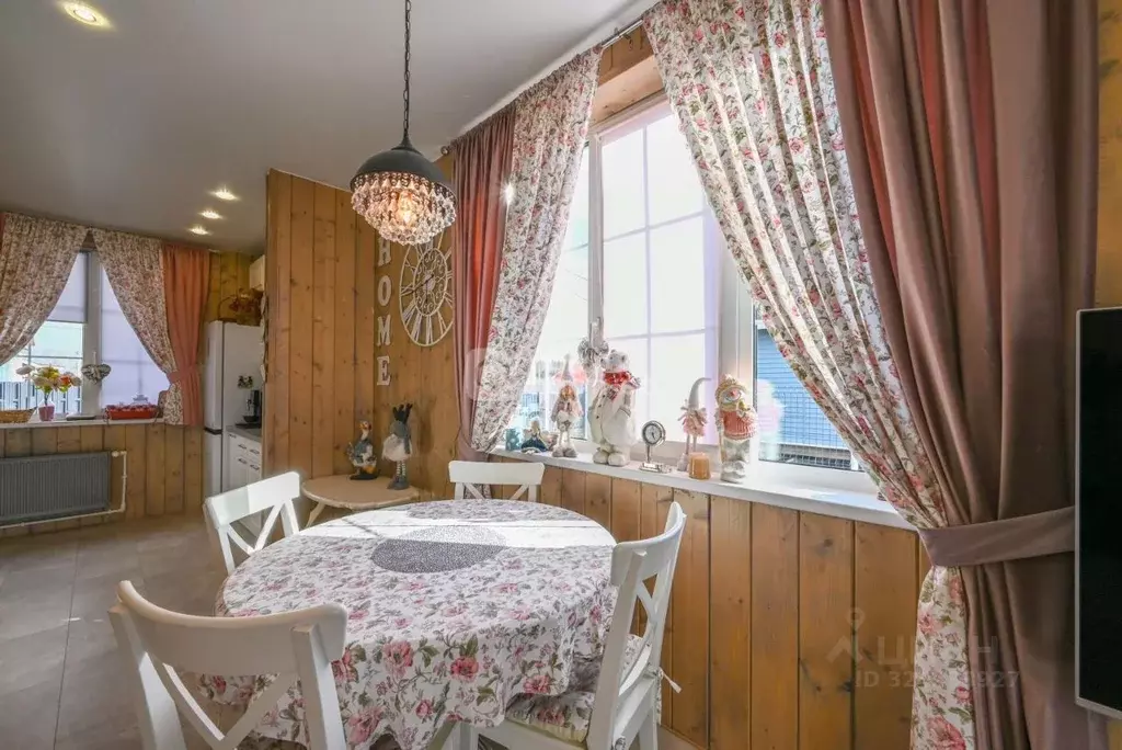 Дом в Ленинградская область, Ломоносовский район, Виллозское городское ... - Фото 0