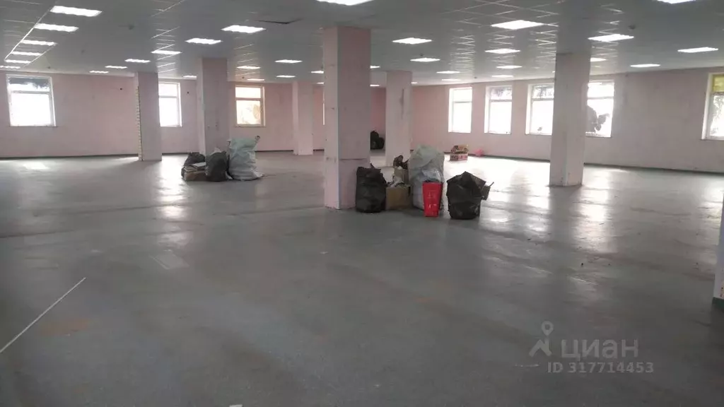 Помещение свободного назначения в Астраханская область, Нариманов  ... - Фото 1