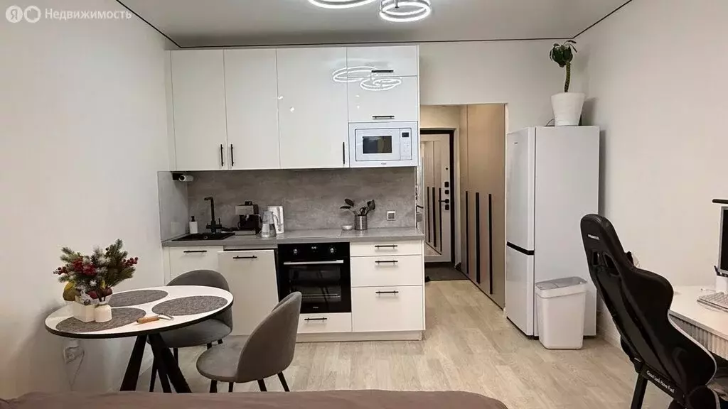 Квартира-студия: посёлок Шушары, Окуловская улица, 18 (25.4 м) - Фото 1