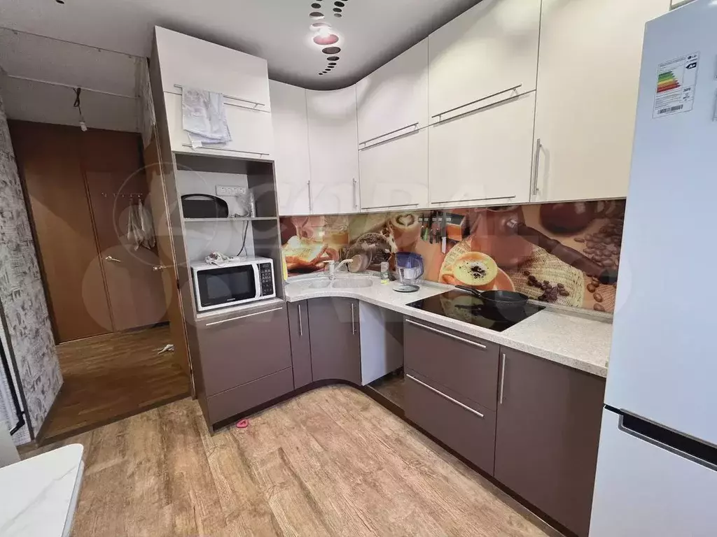 2-к. квартира, 50,8 м, 3/9 эт. - Фото 0
