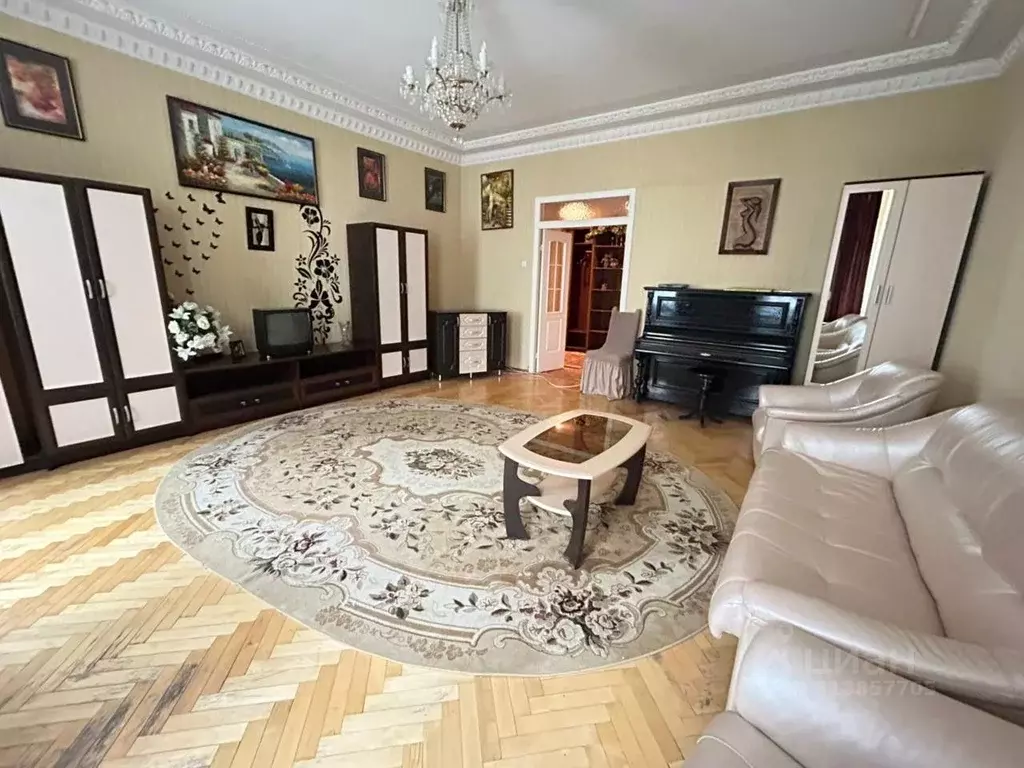 2-к кв. Санкт-Петербург ул. Куйбышева, 10 (100.0 м) - Фото 0