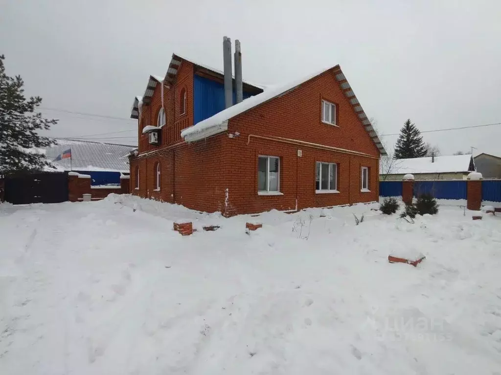 Дом в Башкортостан, Уфа Максимовка мкр, ул. Азовская (400 м) - Фото 1