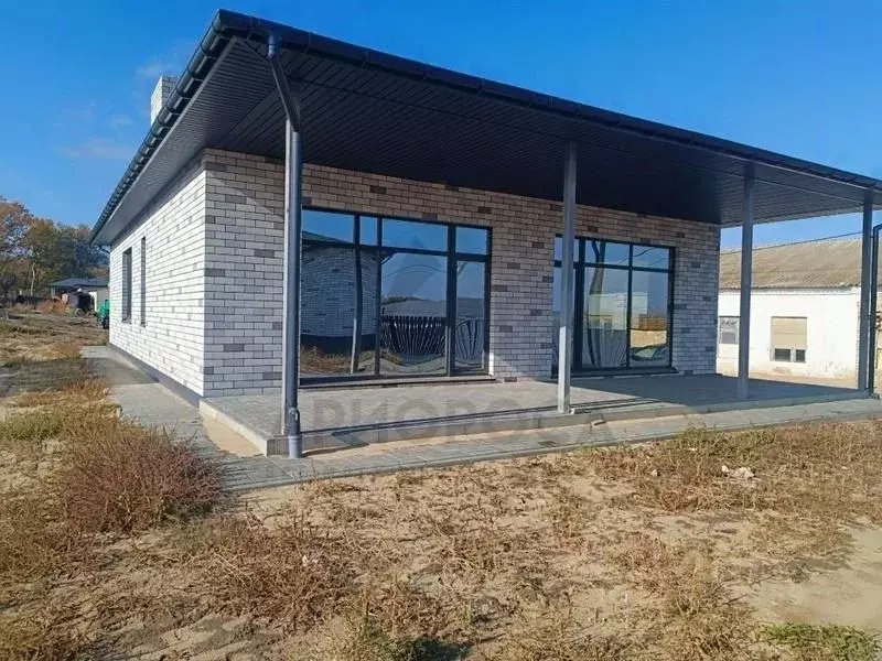 Коттедж в Волгоградская область, Волгоград ул. Джамбула Джабаева, ... - Фото 0