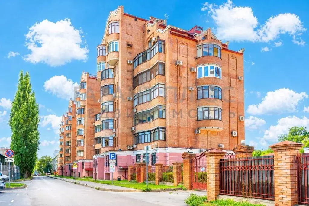 4-к кв. Липецкая область, Липецк Угловая ул., 15 (136.4 м) - Фото 2