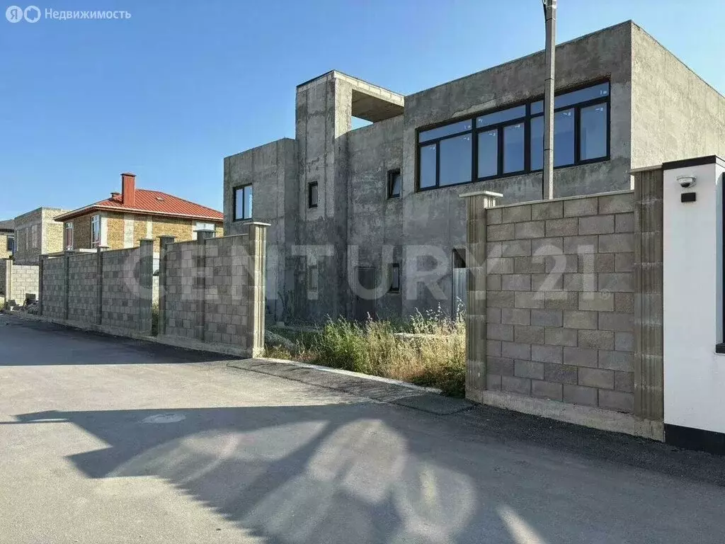 Дом в Севастополь, Драгунская улица (248 м) - Фото 1