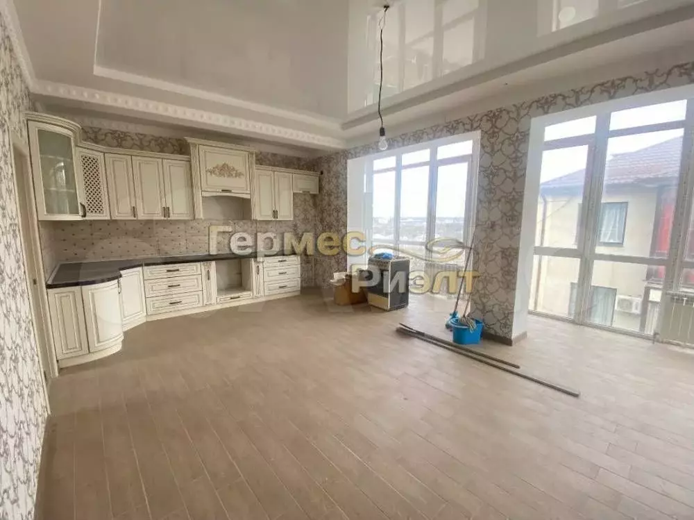3-к. квартира, 90 м, 3/3 эт. - Фото 0