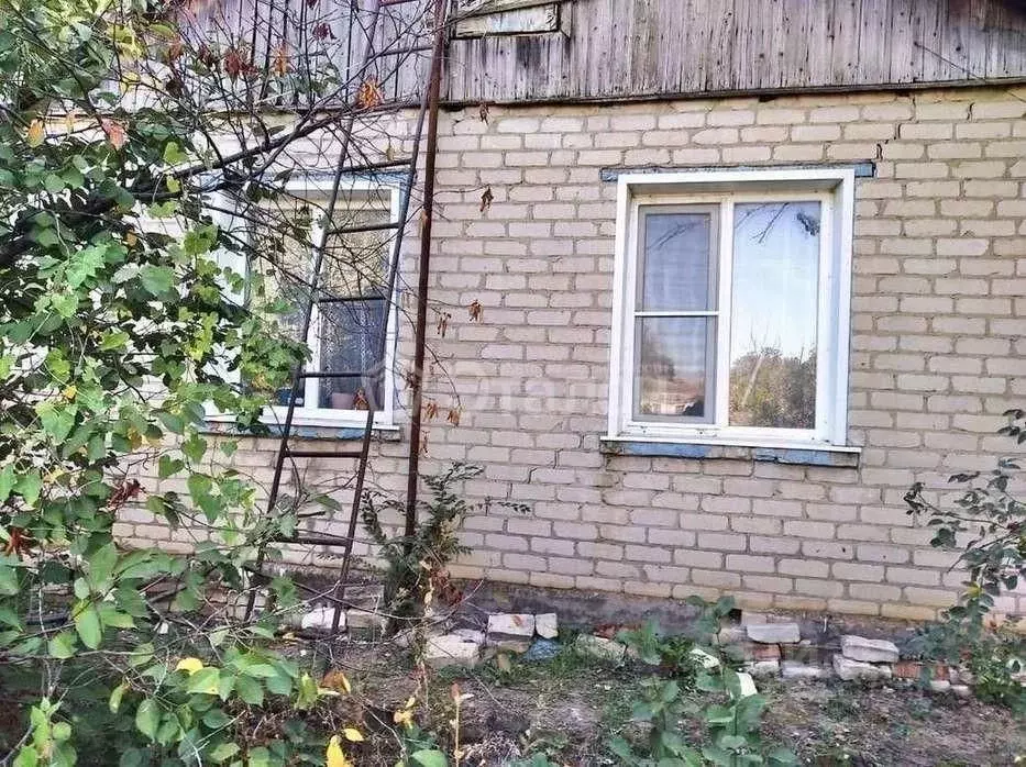 Дом в Волгоградская область, Калачевский район, Крепинское с/пос, пос. ... - Фото 1