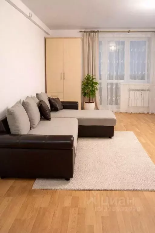 Студия Челябинская область, Челябинск ул. Бейвеля, 48 (34.0 м) - Фото 1