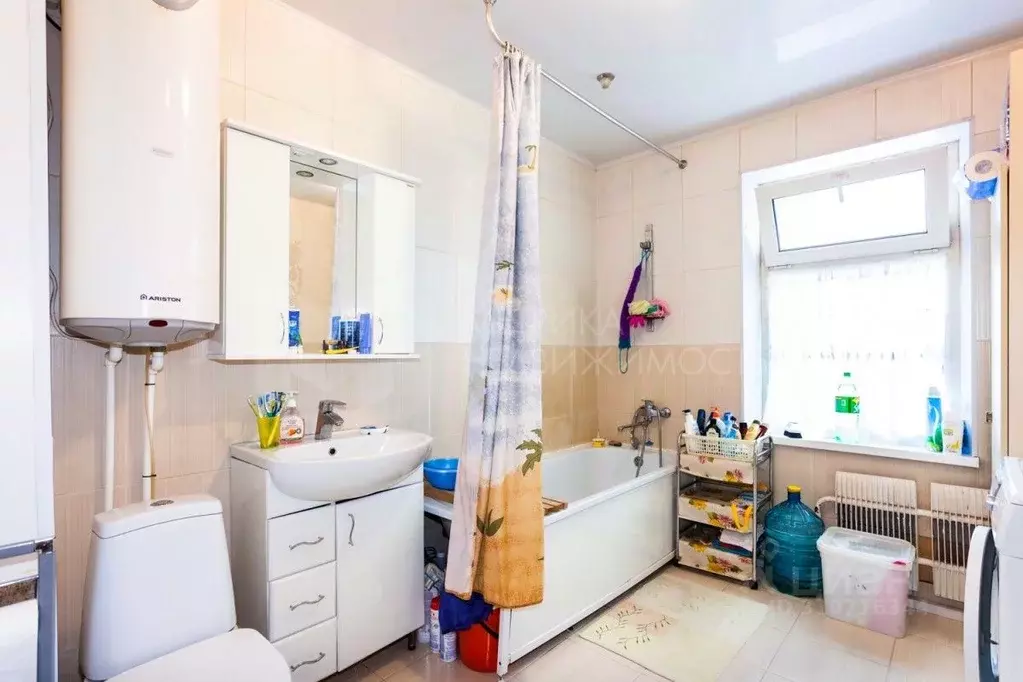 4-к кв. Тюменская область, Тюмень ул. Клары Цеткин, 29к3 (117.0 м) - Фото 0