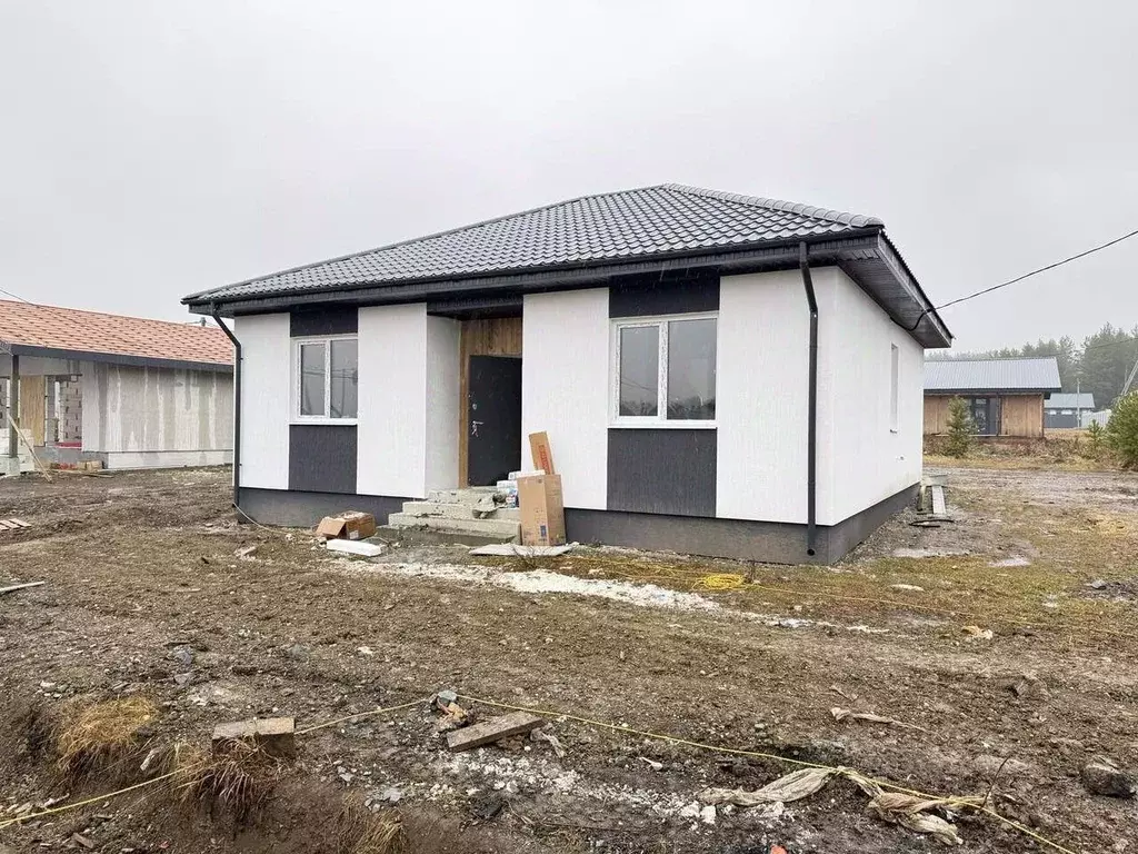 Дом в Свердловская область, Сысертский муниципальный округ, д. Ключи, ... - Фото 1