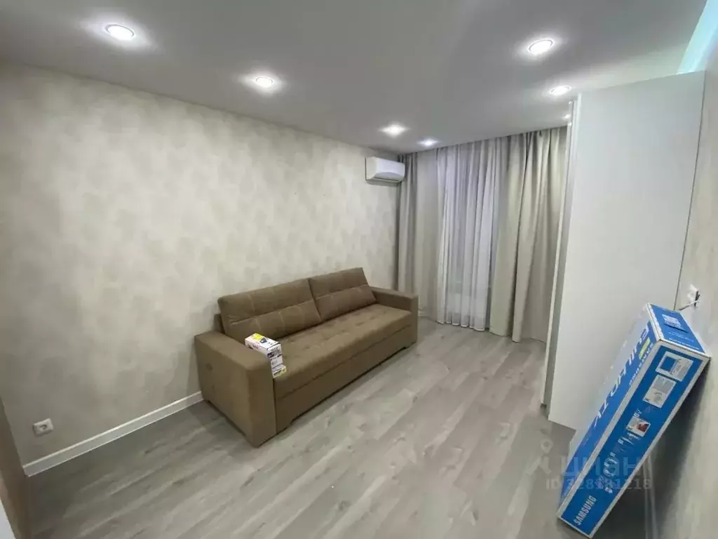 1-к кв. Татарстан, Казань ул. Азата Аббасова, 10 (40.0 м) - Фото 1