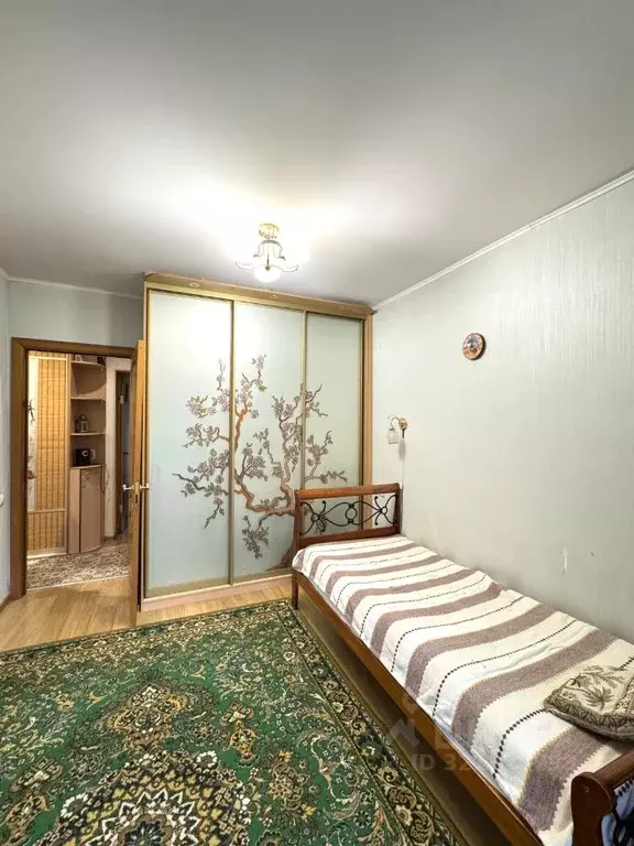 3-к кв. Омская область, Омск ул. Декабристов, 71 (58.0 м) - Фото 1