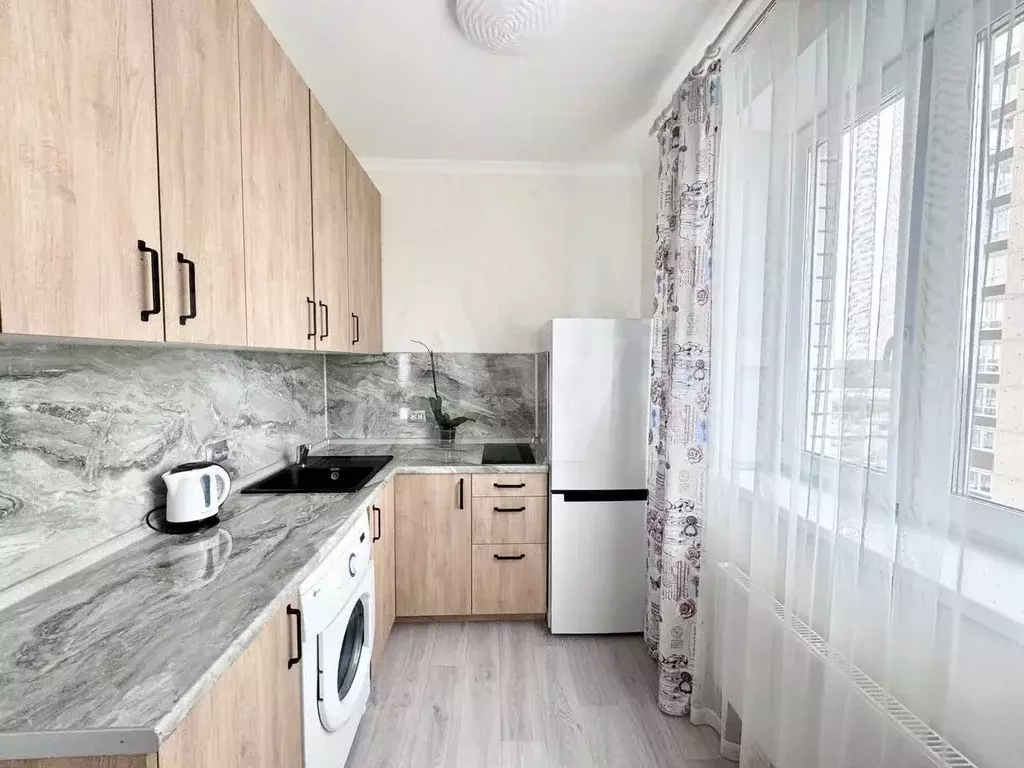 Квартира-студия, 34 м, 8/22 эт. - Фото 0