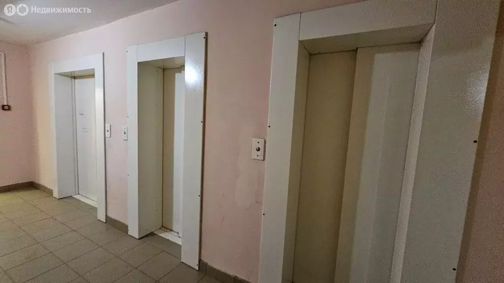 Квартира-студия: Новосибирск, Беловежская улица, 50 (27 м) - Фото 0