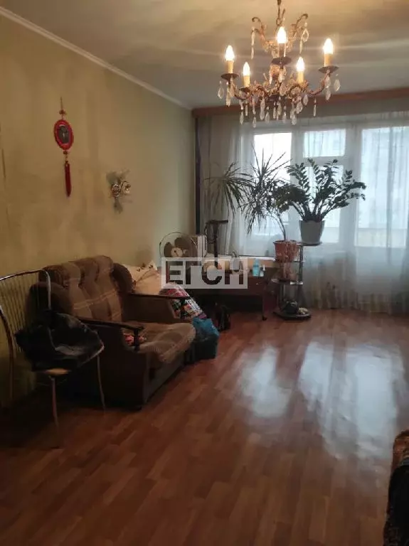 Продается 4-комнатная квартира - Фото 1