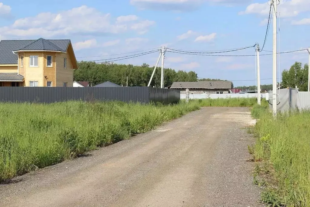 Участок в Московская область, Сергиево-Посадский городской округ, д. ... - Фото 1