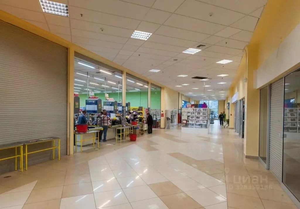 Помещение свободного назначения в Москва Лобненская ул., 14 (2128 м) - Фото 1