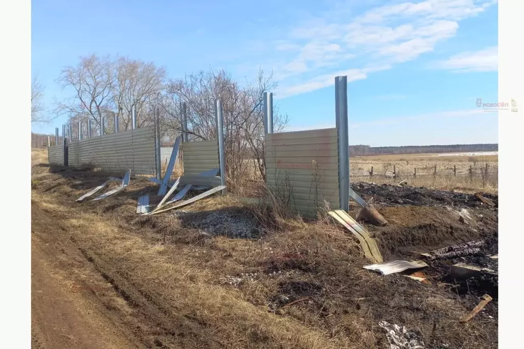 Участок в Свердловская область, Каменский муниципальный округ, с. ... - Фото 2