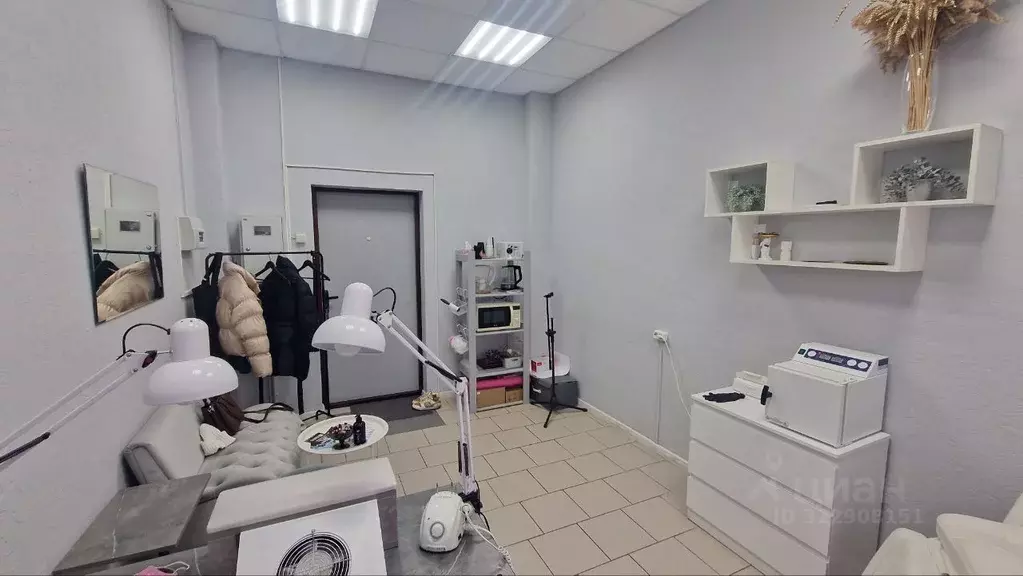 Помещение свободного назначения в Красноярский край, Красноярск ... - Фото 2