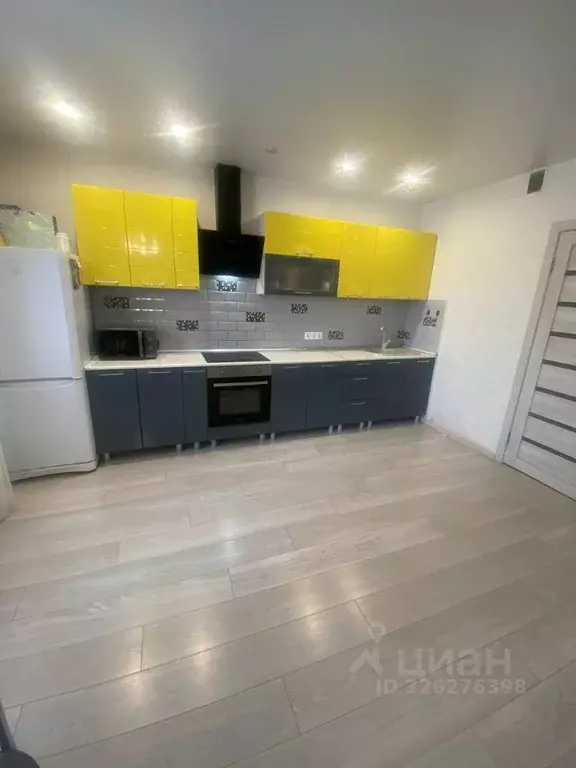 2-к кв. Саратовская область, Энгельс Полиграфическая ул., 85 (65.0 м) - Фото 2