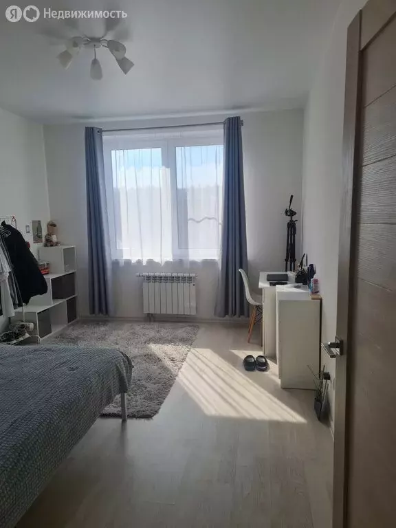 3-комнатная квартира: Москва, район Троицк, Кварцевая улица, 5к3 (91 ... - Фото 2