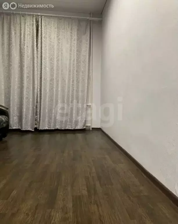 1к в 3-комнатной квартире (17 м) - Фото 2