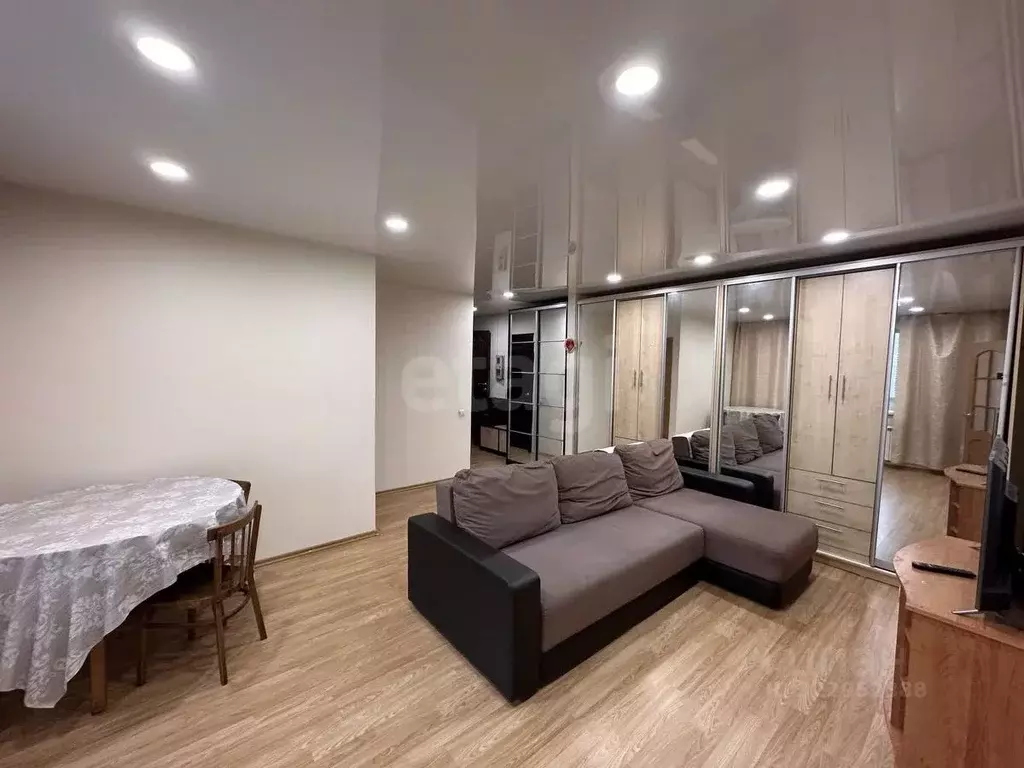 2-к кв. Бурятия, Улан-Удэ Ключевская ул., 8 (51.2 м) - Фото 1