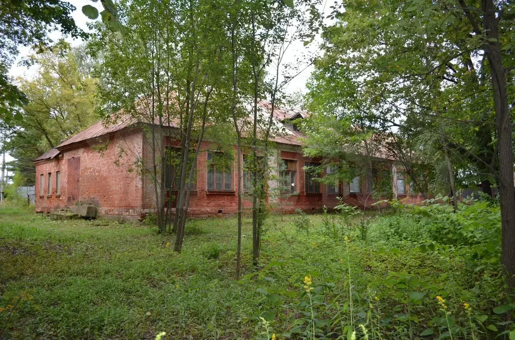 Продажа здания на земельном участке в собственности - Фото 1
