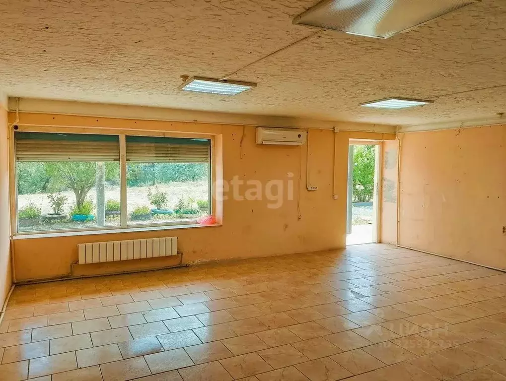 Помещение свободного назначения в Крым, Феодосия ш. Симферопольское, ... - Фото 1