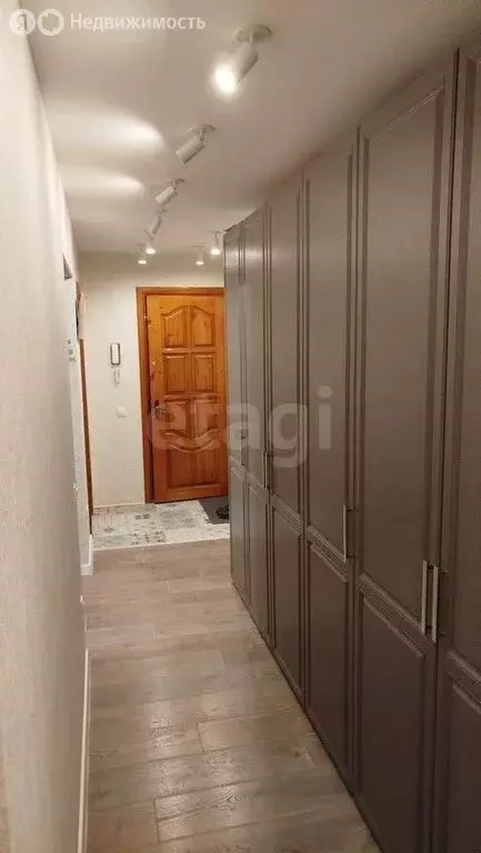 3-комнатная квартира: Ухта, проспект Ленина, 53 (64.1 м) - Фото 1