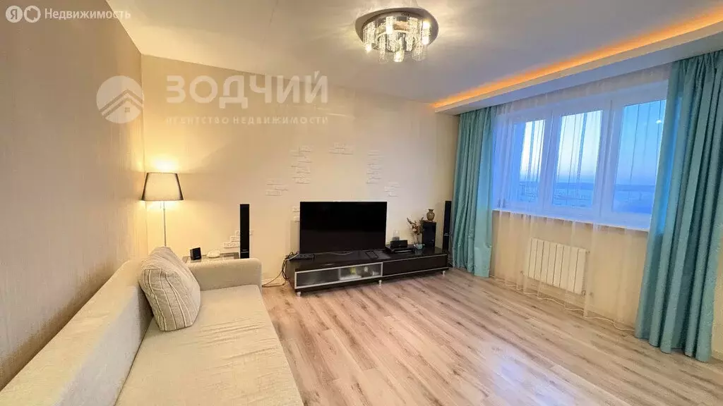 3-комнатная квартира: Чебоксары, улица Семёна Ислюкова, 12 (85.7 м) - Фото 1