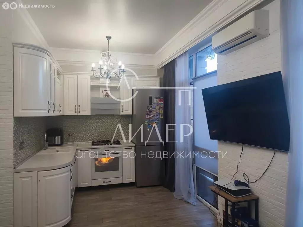 3-комнатная квартира: Сочи, Виноградная улица, 116А (43 м) - Фото 2