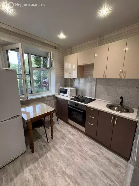 2-комнатная квартира: Саранск, проспект 60 лет Октября, 77 (45.1 м) - Фото 2