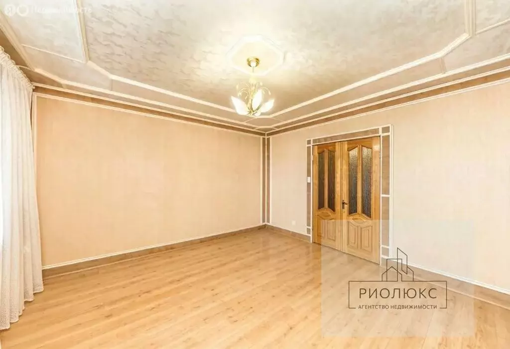 2-комнатная квартира: Челябинск, улица Руставели, 26 (52.1 м) - Фото 1