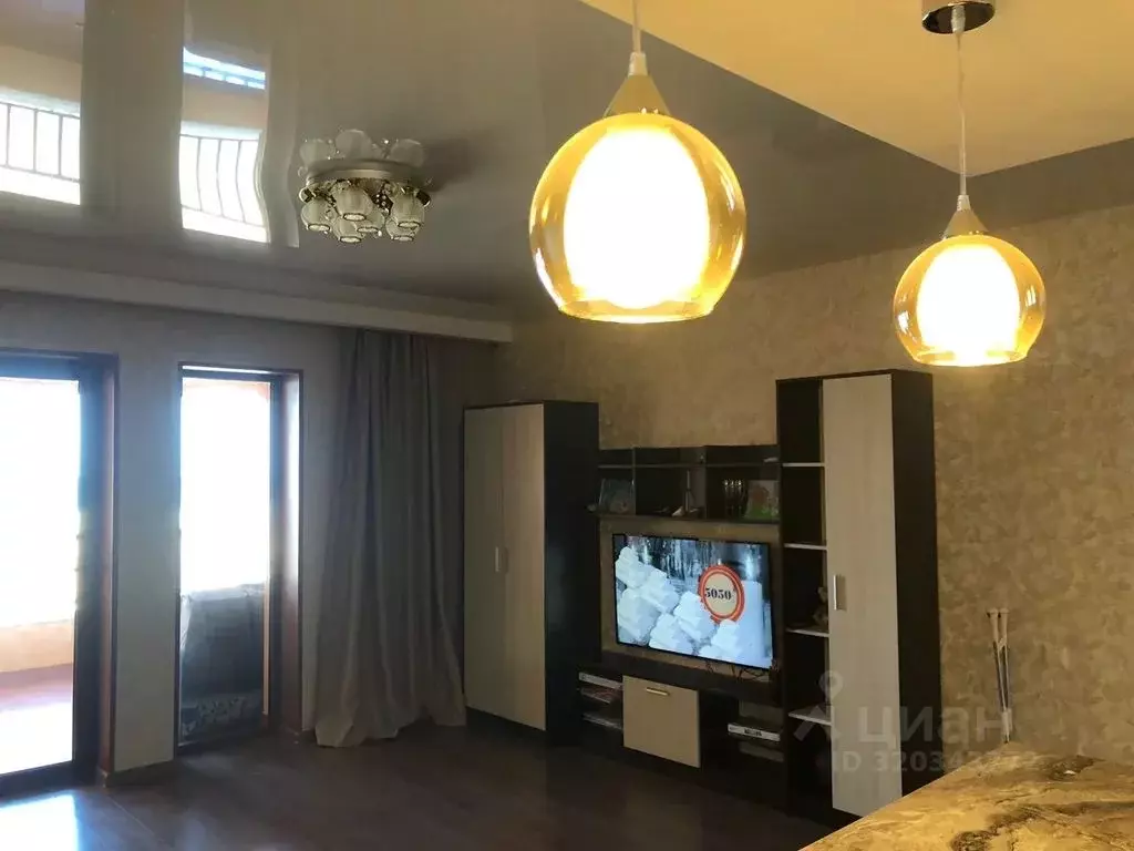 1-к кв. Крым, Черноморское пгт ул. Сигнальная, 1 (62.0 м) - Фото 2