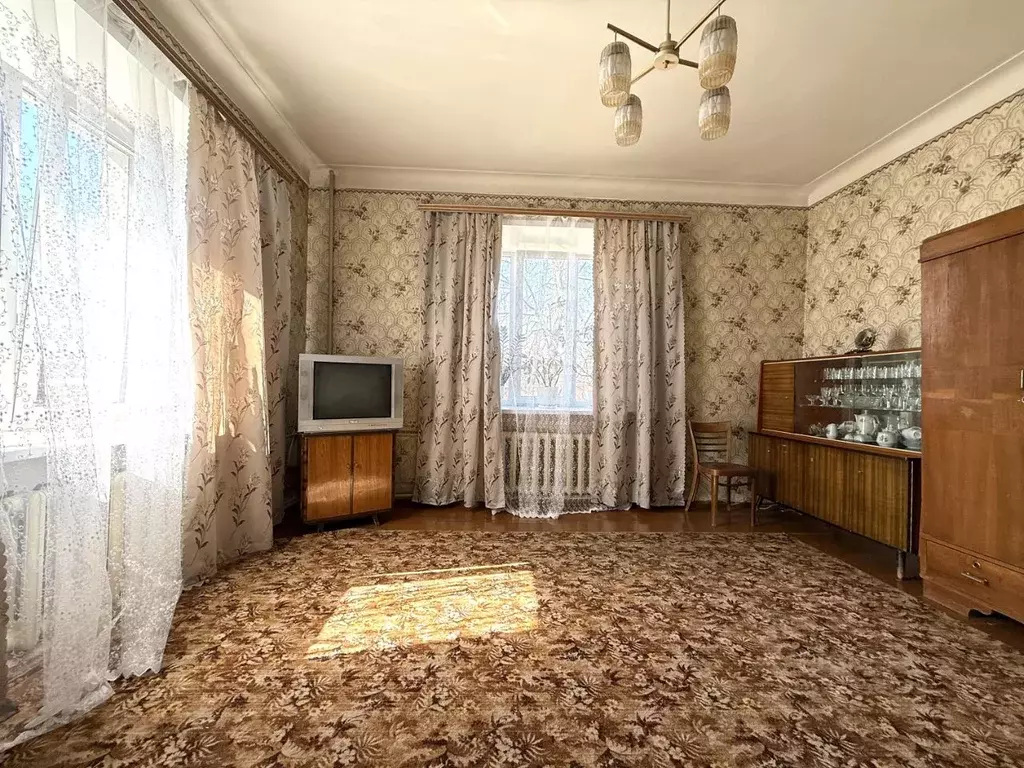 2-к кв. Тульская область, Тула ул. Кирова, 176 (55.7 м) - Фото 2